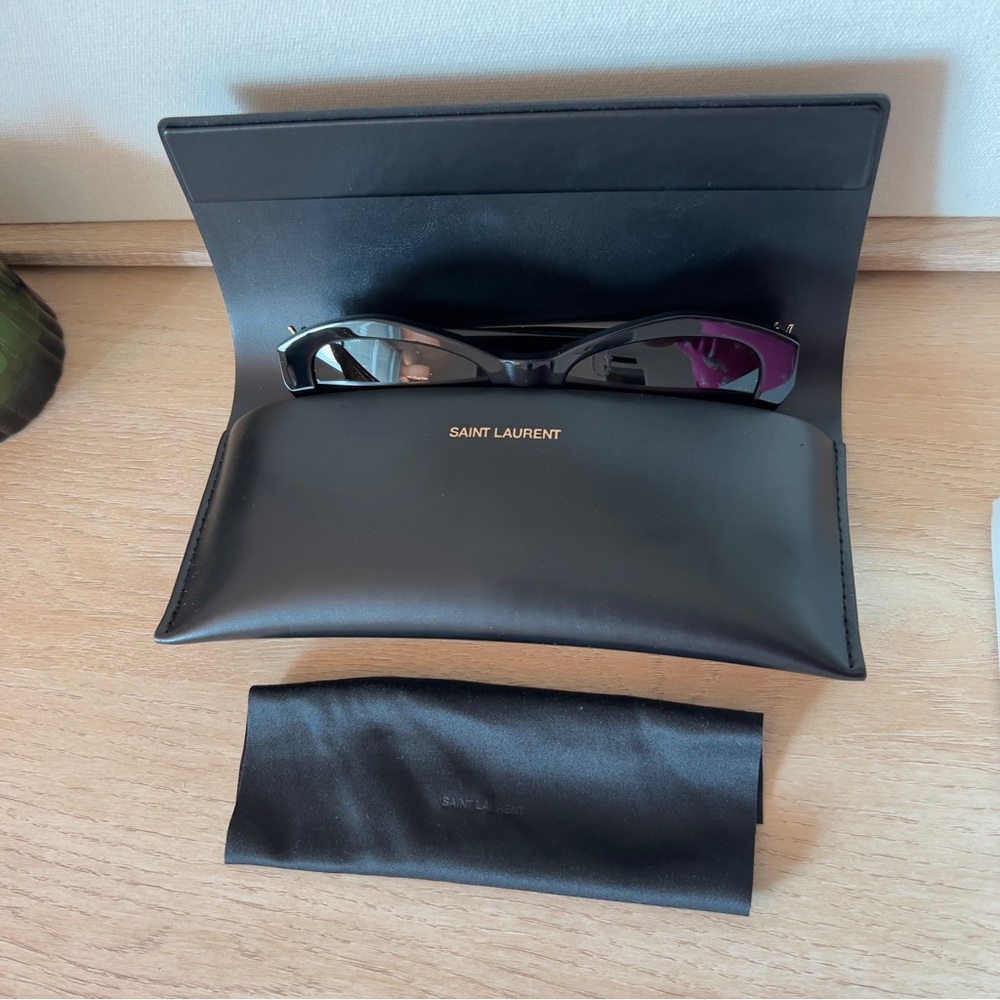 Saint Laurent SL M60 Black Cat Eye Sunglasses with Gold YSL Logo - Picture 10 of 10